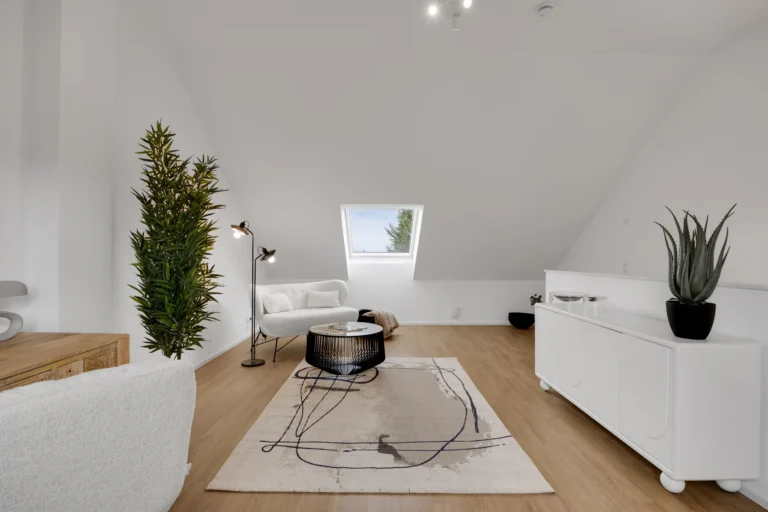 Dachgeschoss Studio Haus mieten